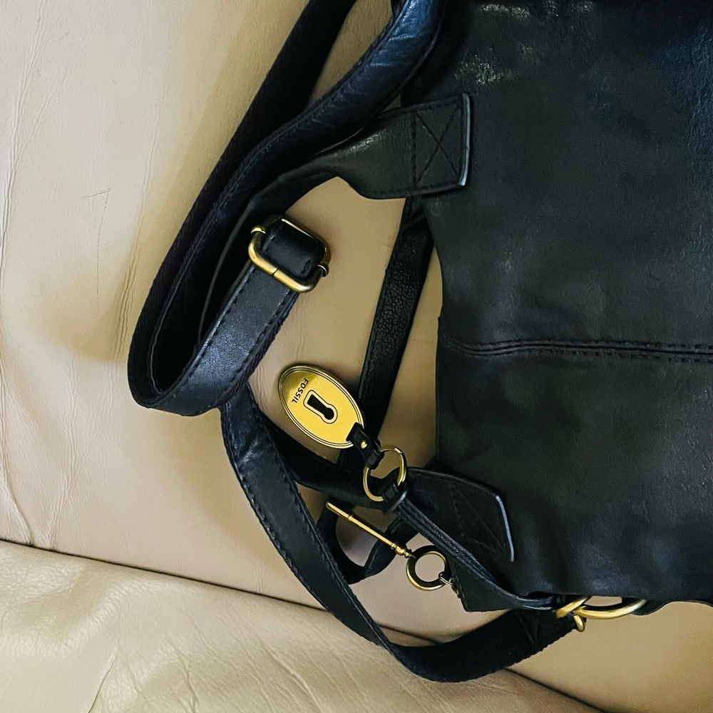 Authentic fossil crossbody purse - Picture 8 of 16